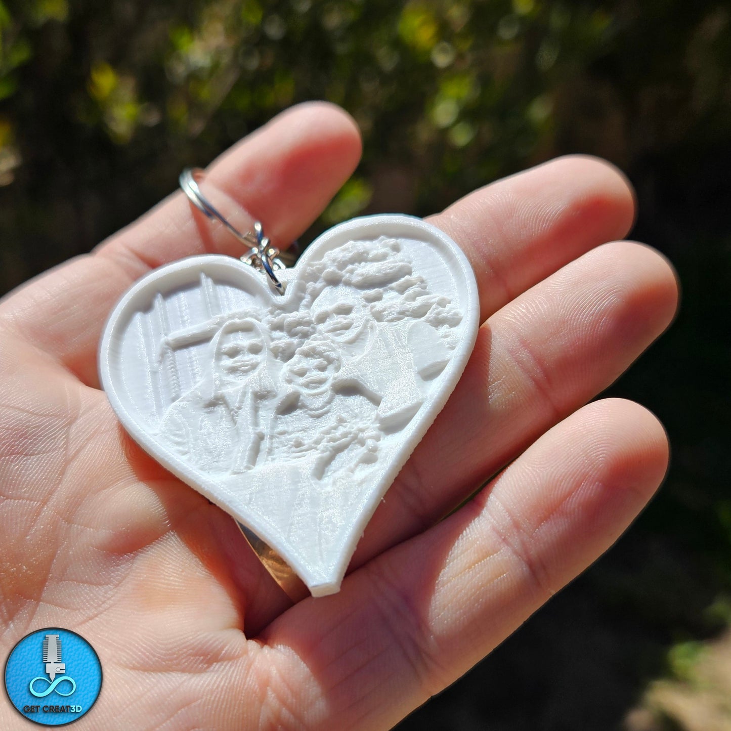 Radiant Love: Personalised Heart Lithophane Keychain